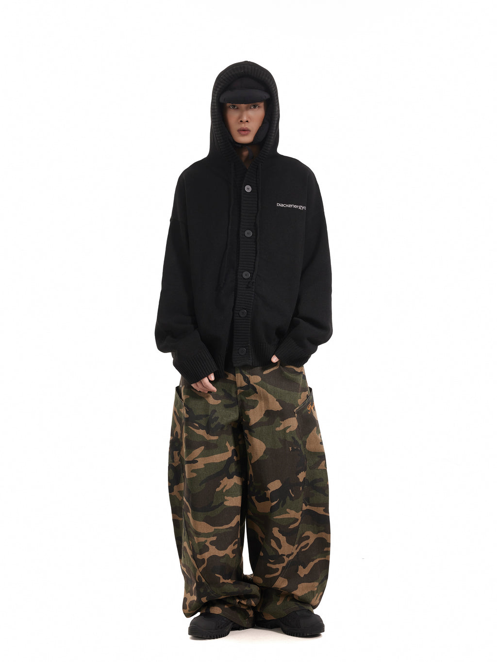 BTSG Camouflage silhouette scimitar cargo pants