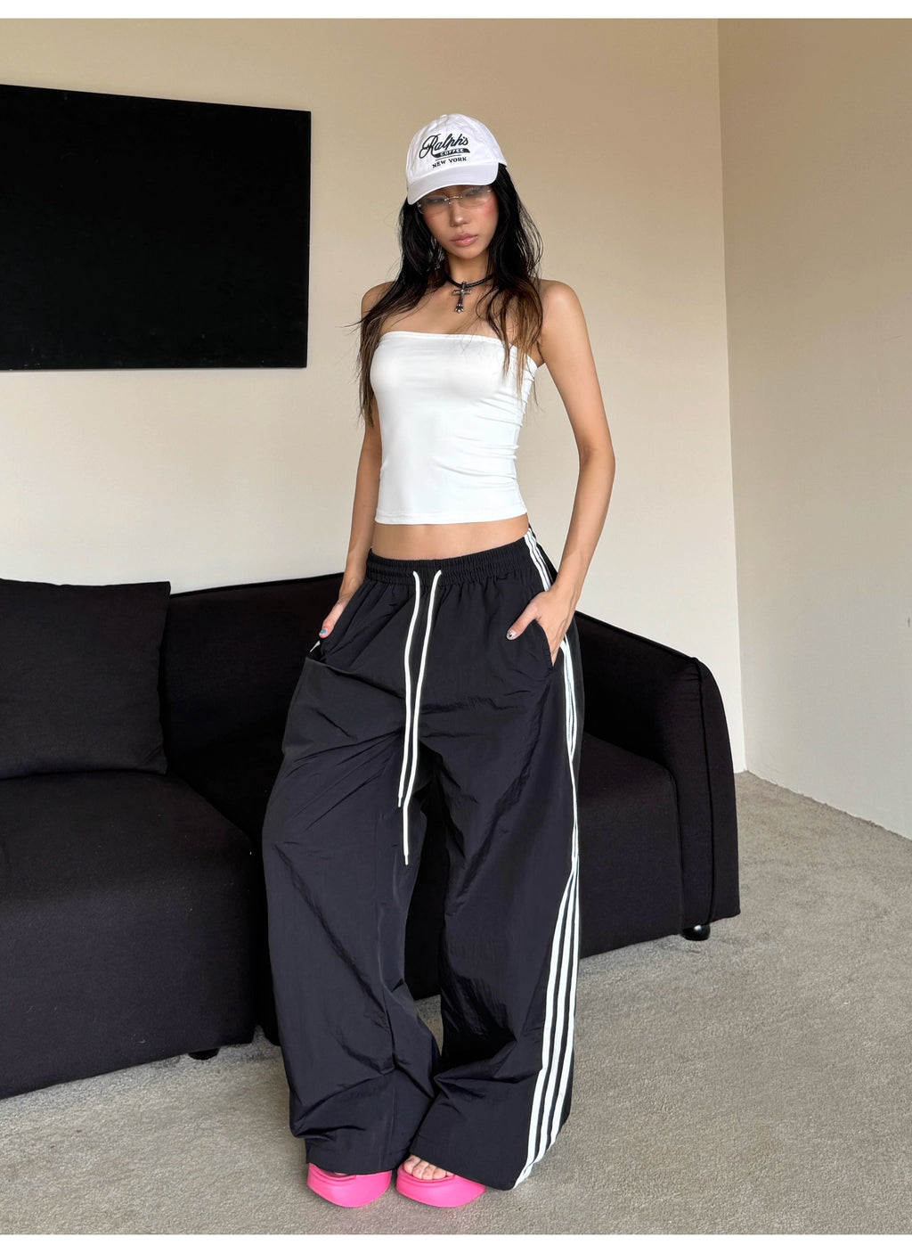 11KN Retro Three-bar Sports Slacks