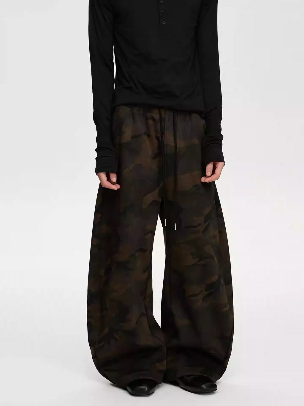 11KN Retro Camouflage Wide-leg Cargo Pants