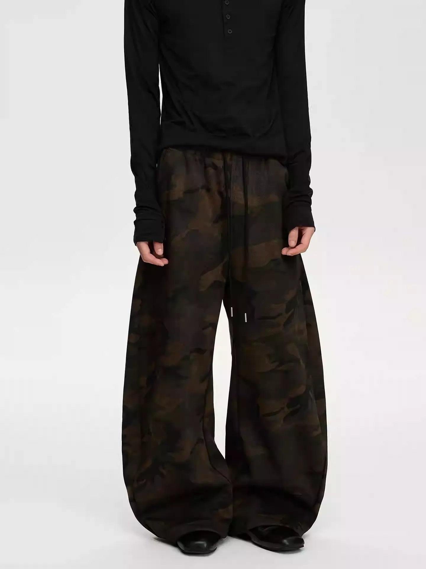 11KN Retro Camouflage Wide-leg Cargo Pants